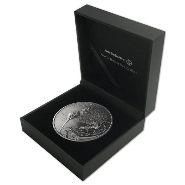 2020 $10 Kiwi 5oz Silver Black-Nickel Specimen Coin - Image 2