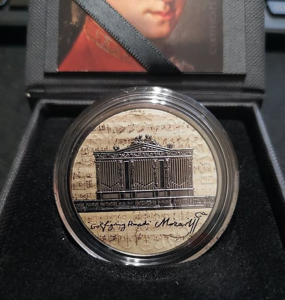 2018 Austrian Philharmonic Mozart 1oz Silver Coin Obverse View in Box