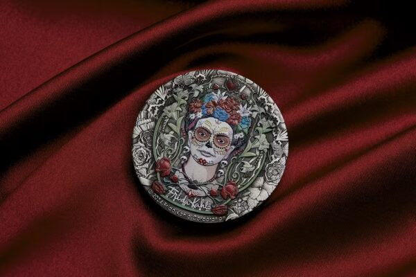 2024 $2 Frida Kahlo 2oz Silver Antiqued Coloured Coin - Image 9